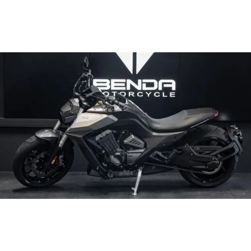 Мотоцикл Benda LFC 700