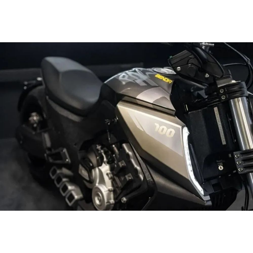 Мотоцикл Benda LFC 700
