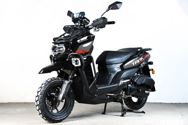 Скутер SPRMOTORS TANK (рестайлинг)