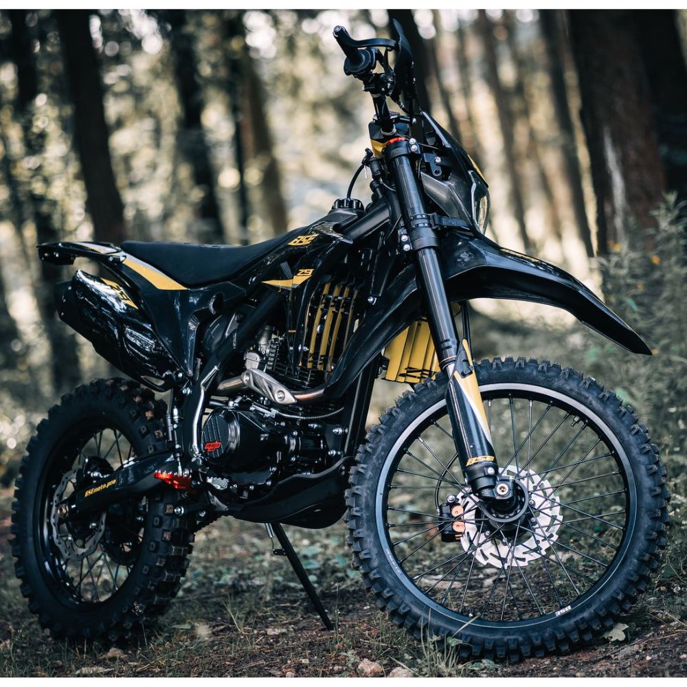 Кроссовый мотоцикл BSE Z9 Yellow Metallic S