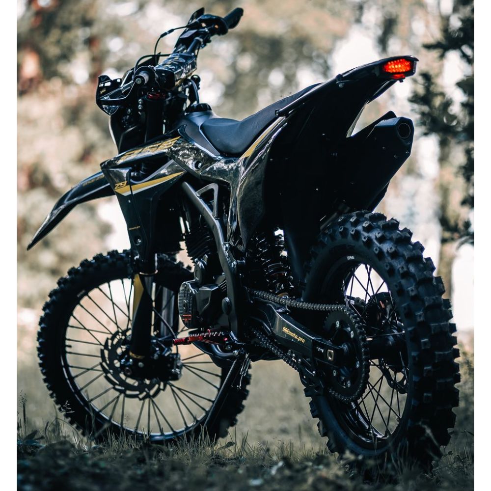 Кроссовый мотоцикл BSE Z9 Yellow Metallic S