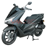 Скутер VMC INFINITY CL49QT-3A 49 см³ СЕРИЯ T1700 (Инжектор, возд охлажд., COMBI BRAKE) Деревянная коробка